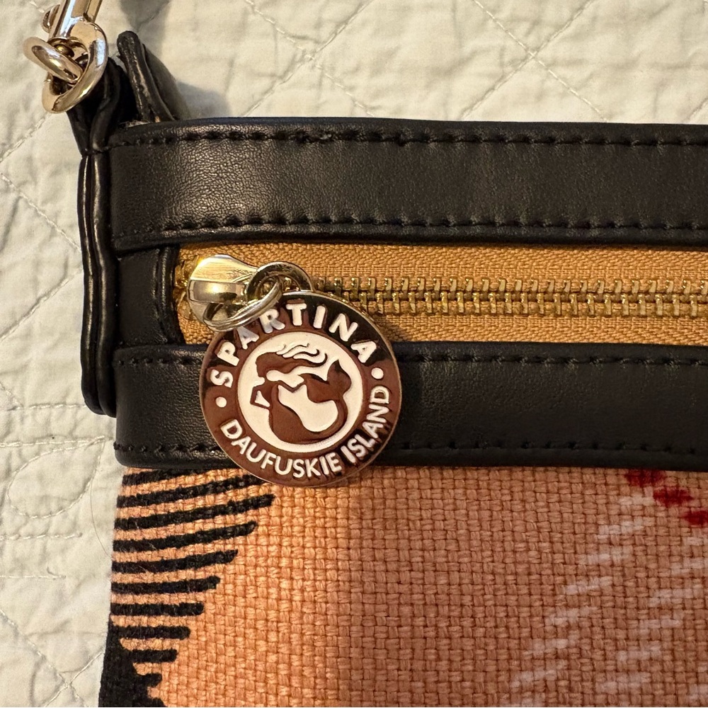 Spartina 449 Telfair Hipster crossbody. - Picture 6 of 14